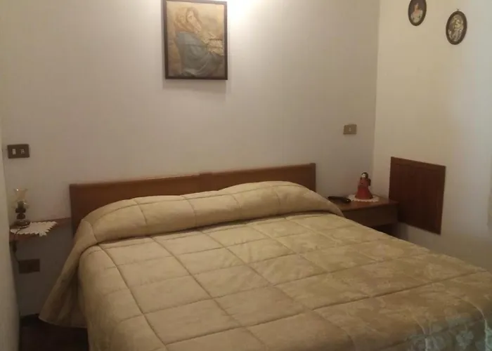 Отель Andromeda Пескассероли